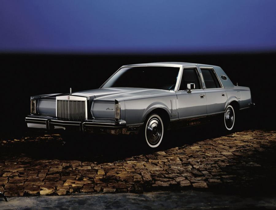 Lincoln Continental Mark VI Sedan 1980 года  (фото 8 из 8)